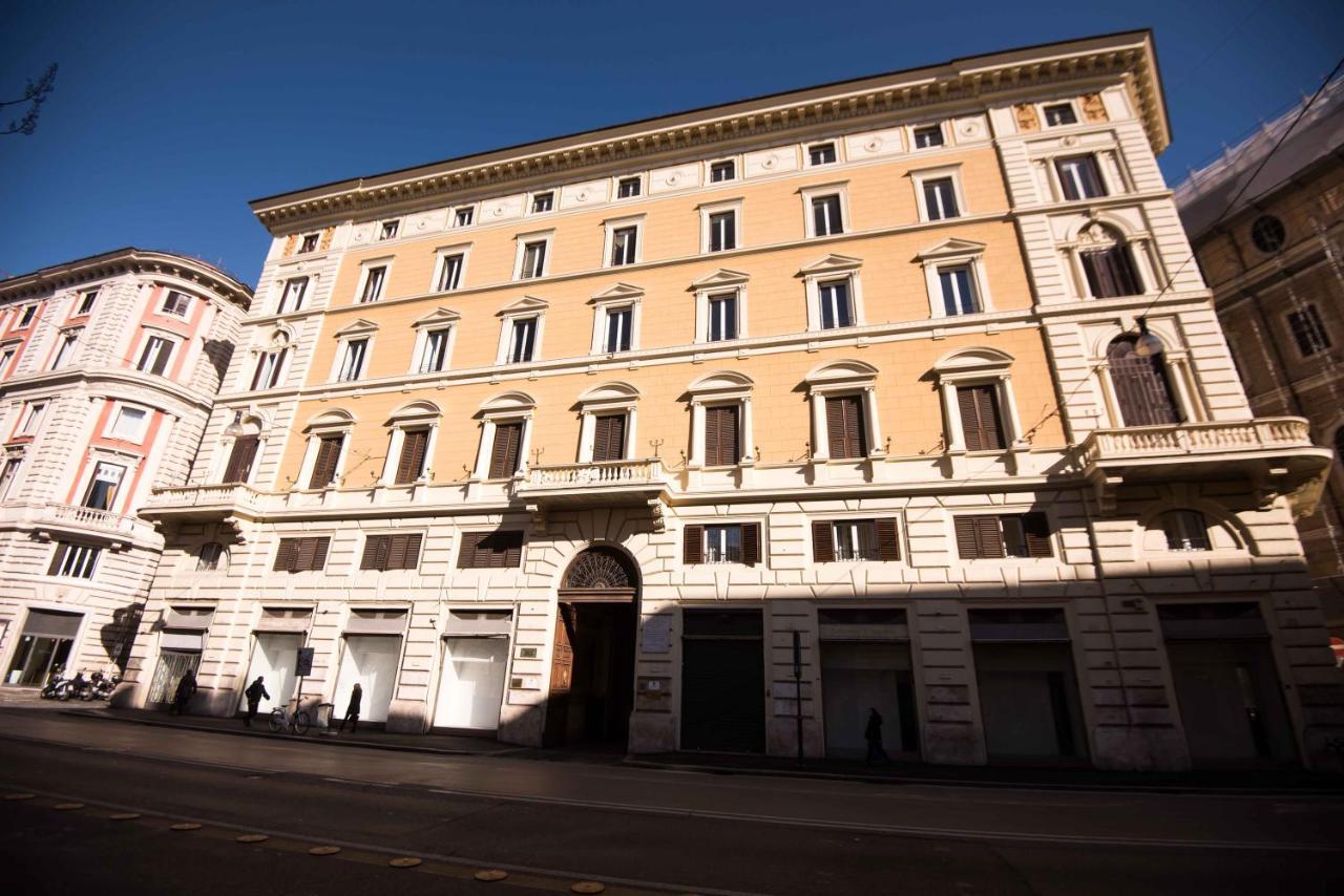 Navona Queen Rooftop Hotel Rome Exterior photo